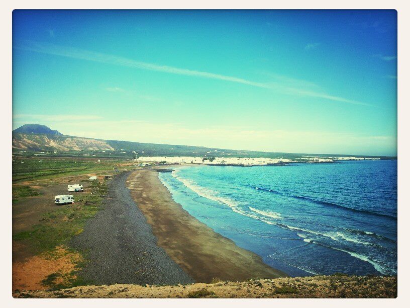 Playa La Geria (Arrieta).jpg