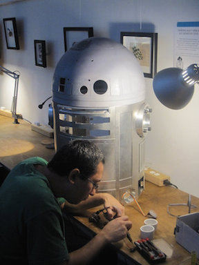 R2.jpg